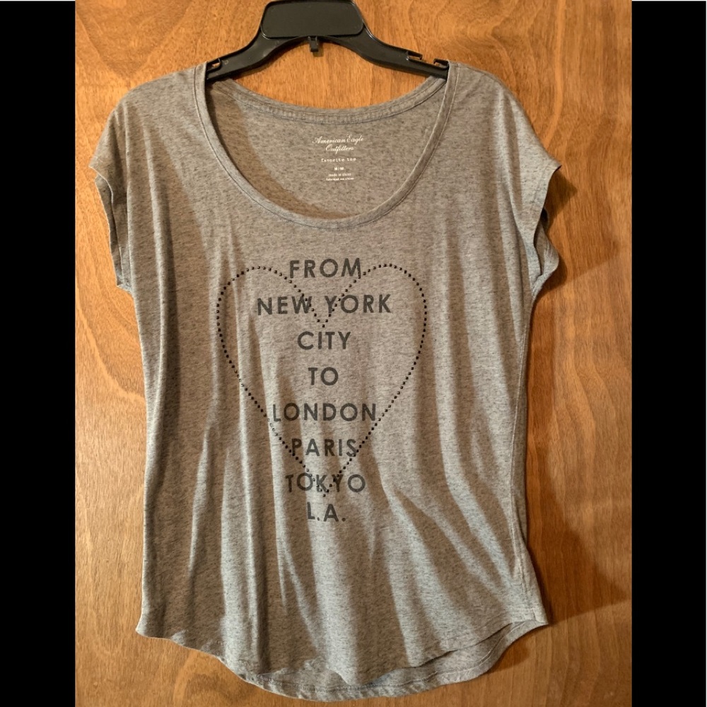 Cute American Eagle T-shirt